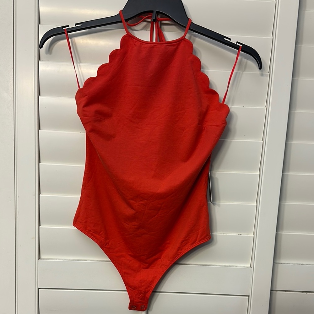 Express Red Scalloped Halter Bodysuit Size Small Essential NWT